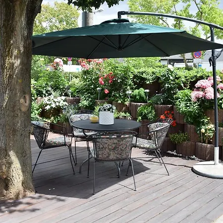 Otel Niebuhrs Friedrichsdorf